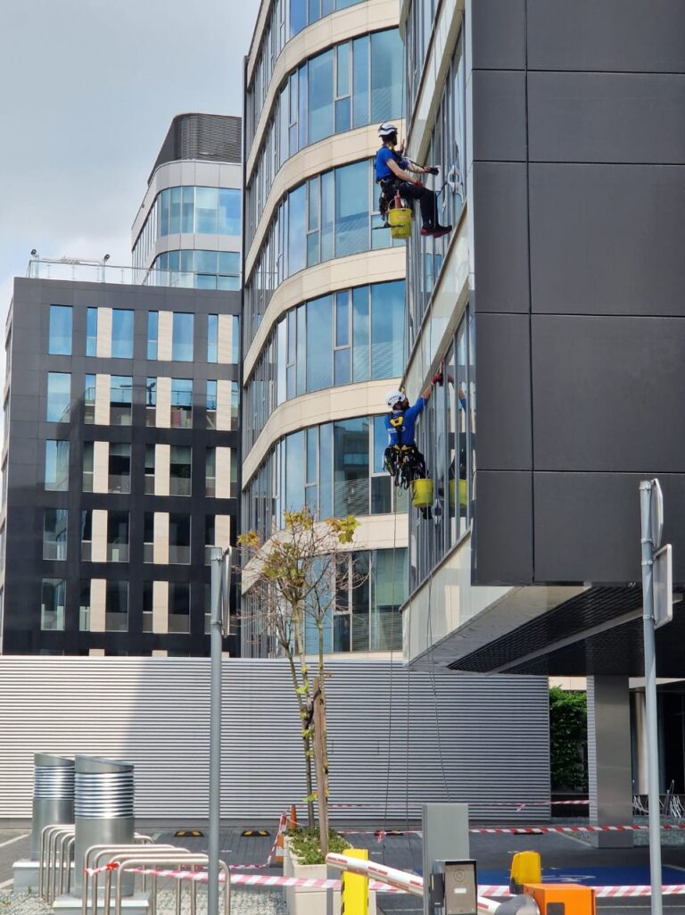 High-Rise Window & Glass Facade Cleaning