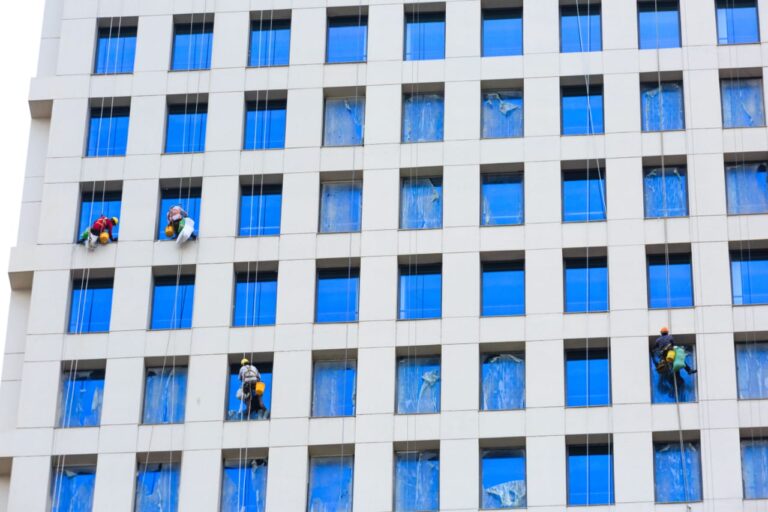 High-Rise Window & Glass Facade Cleaning